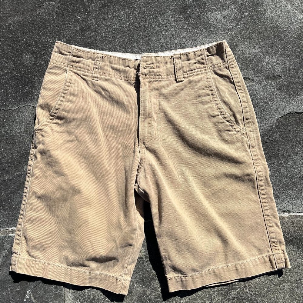Old Navy men’s Khaki shorts